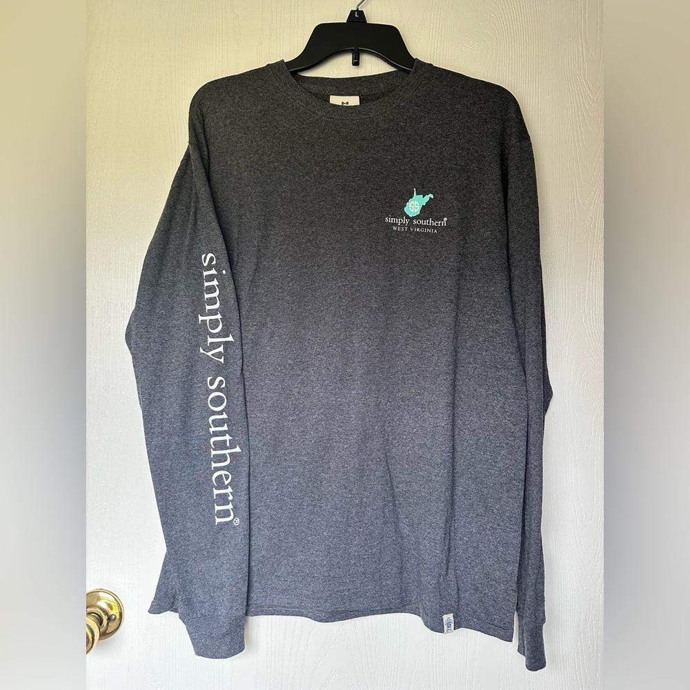 Simply Southern Medium Gray Long-Sleeve Shirt